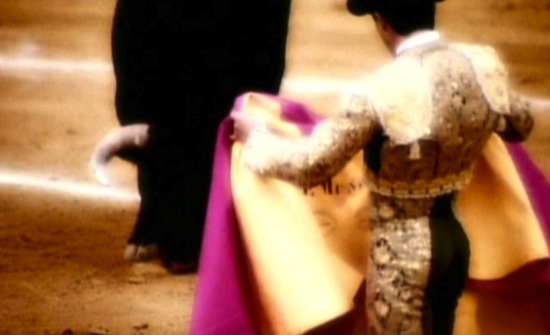 bullfight-take-a-bow-youll-see-madonna-4