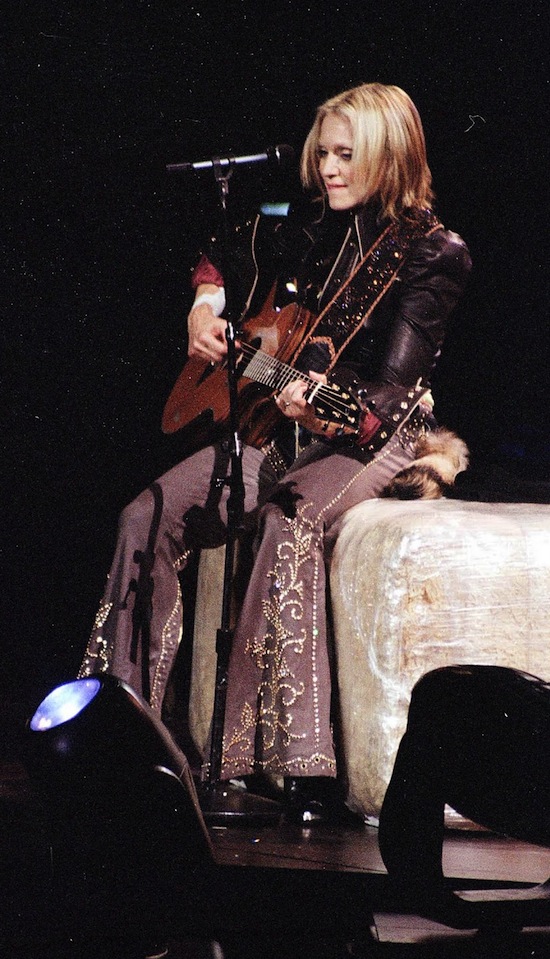 madonna_drowned_world_tour_earls-8