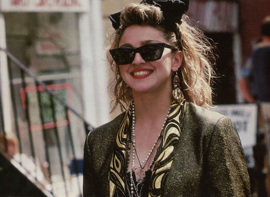 into_the_groove_holiday