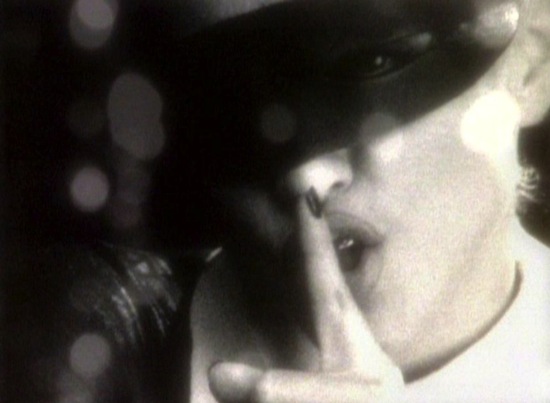 madonna-erotica-video-9