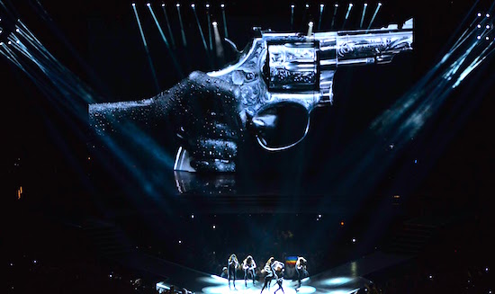 madonna-mdna-revolver-7