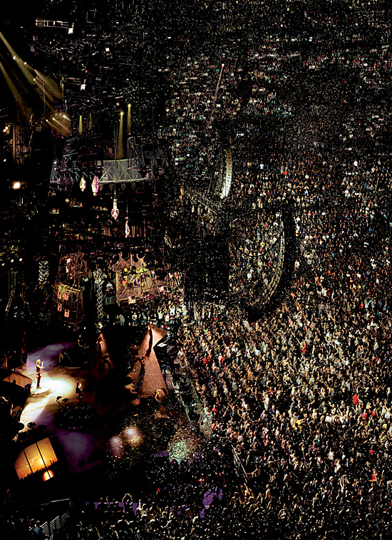 Madonna Los Angeles Sept 13 2001 550