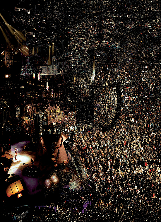 Madonna Los Angeles Sept 13 2001 550