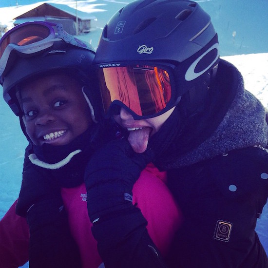 madonna-skiing-gstaad-8