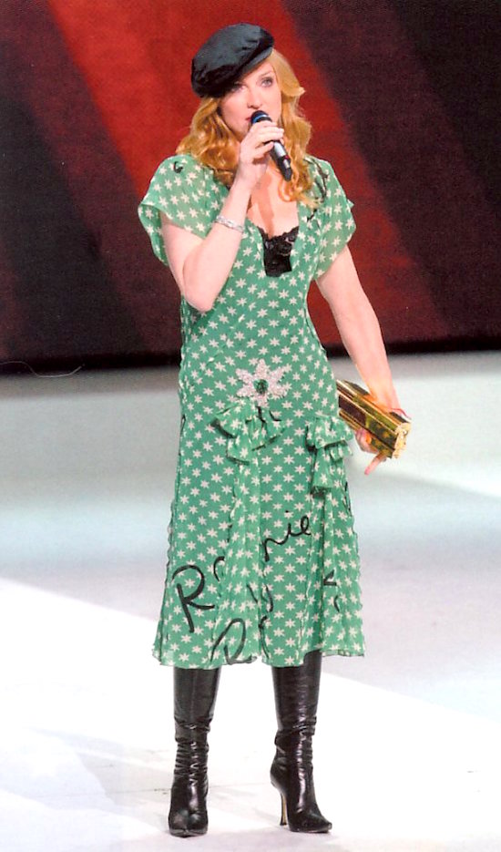 madonna-nrj-awards-2004-2