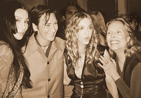 1998 oscars cher kd m joni 550