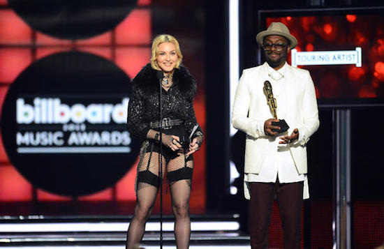 m-billboard-music-awards-2013-2